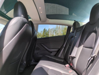 Photo 15 du bon plan TESLA Model 3 Standard RWD Plus occasion à 25990 €