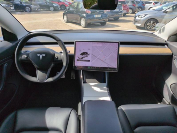 Photo 16 du bon plan TESLA Model 3 Standard RWD Plus occasion à 25990 €