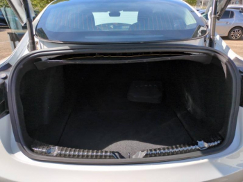 Photo 27 du bon plan TESLA Model 3 Standard RWD Plus occasion à 25990 €