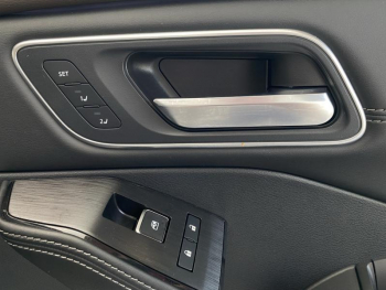 Photo 14 du bon plan NISSAN X-Trail e-4orce 213ch Tekna 7 places occasion à 35700 €