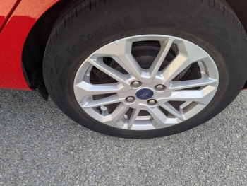 Photo 20 du bon plan FORD Fiesta 1.0 Flexifuel 95ch Titanium Business 5p occasion à 15780 €