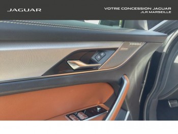 Photo 14 du bon plan JAGUAR F-Pace P400e Plug-in-Hybrid R-Dynamic SE BVA8 AWD occasion à 46500 €