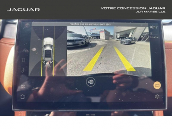 Photo 26 du bon plan JAGUAR F-Pace P400e Plug-in-Hybrid R-Dynamic SE BVA8 AWD occasion à 46500 €