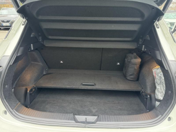 Photo 22 du bon plan NISSAN Qashqai e-POWER 190ch Tekna 2022 occasion à 27990 €