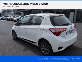 Photo 2 du bon plan TOYOTA Yaris 100h Dynamic 5p RC19 occasion à 15490 €