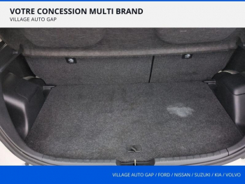 Photo 8 du bon plan TOYOTA Yaris 100h Dynamic 5p RC19 occasion à 15490 €