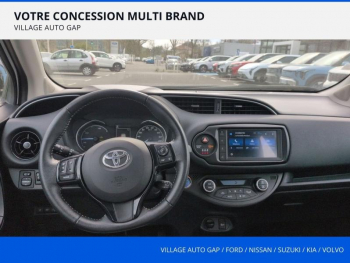 Photo 10 du bon plan TOYOTA Yaris 100h Dynamic 5p RC19 occasion à 15490 €