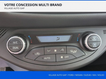 Photo 16 du bon plan TOYOTA Yaris 100h Dynamic 5p RC19 occasion à 15490 €