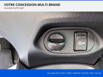 Photo 17 du bon plan TOYOTA Yaris 100h Dynamic 5p RC19 occasion à 15490 €