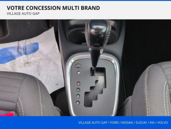 Photo 19 du bon plan TOYOTA Yaris 100h Dynamic 5p RC19 occasion à 15490 €