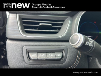 Photo 16 du bon plan RENAULT Captur 1.6 E-Tech Plug-in 160ch Initiale Paris occasion à 16990 €