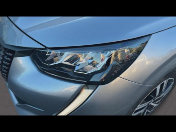 Photo 16 du bon plan PEUGEOT 208 1.2 PureTech 100ch S&S Active Business EAT8 occasion à 13490 €