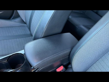 Photo 33 du bon plan PEUGEOT 208 1.2 PureTech 100ch S&S Active Business EAT8 occasion à 13490 €