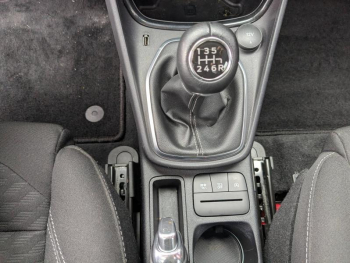 Photo 15 du bon plan FORD Puma 1.0 Flexifuel 125ch S&S mHEV Titanium occasion à 16990 €