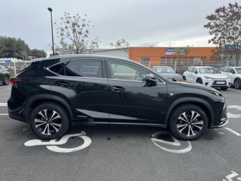 Photo 4 du bon plan LEXUS NX 300h 4WD F SPORT occasion à 32990 €