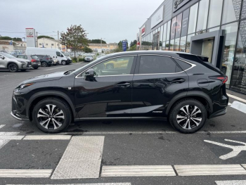 Photo 24 du bon plan LEXUS NX 300h 4WD F SPORT occasion à 32990 €