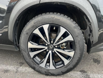 Photo 25 du bon plan LEXUS NX 300h 4WD F SPORT occasion à 32990 €