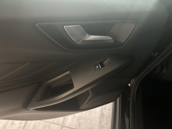 Photo 8 du bon plan FORD Focus SW 1.0 EcoBoost 125ch Titanium 96g occasion à 13580 €