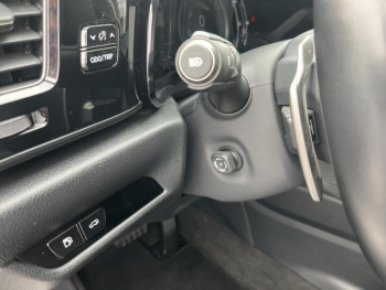 Photo 23 du bon plan LEXUS NX 450h+ Luxe 4WD Pack Design occasion à 48790 €