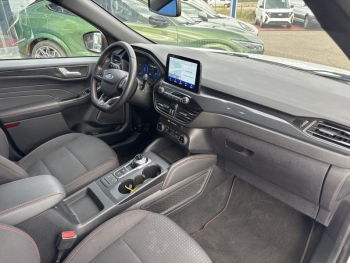 Photo 13 du bon plan FORD Kuga 2.5 Duratec 190ch FHEV E85 ST-Line BVA occasion à 21990 €