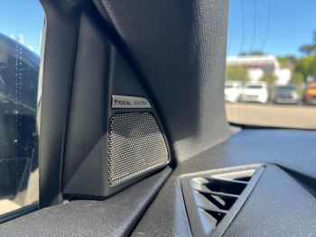 Photo 31 du bon plan DS DS 7 Crossback E-TENSE 4x4 300ch Louvre occasion à 22900 €