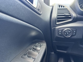 Photo 16 du bon plan FORD EcoSport 1.0 EcoBoost 125ch Active 6cv occasion à 17590 €