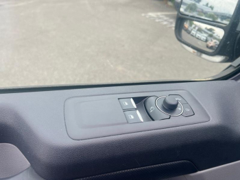 Photo 17 du bon plan FORD Transit Custom Fg VUL 320 L1H1 2.0 EcoBlue 150ch Trail occasion à 39900 €