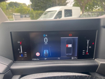 Photo 19 du bon plan FORD Transit Custom Fg VUL 320 L1H1 2.0 EcoBlue 150ch Trail occasion à 39900 €