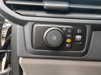 Photo 25 du bon plan FORD Transit Custom Fg VUL 320 L1H1 2.0 EcoBlue 150ch Trail occasion à 39900 €