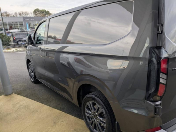 Photo 3 du bon plan FORD Transit Custom Fg VUL 300 L1H1 2.0 EcoBlue 150ch Limited occasion à 29900 €