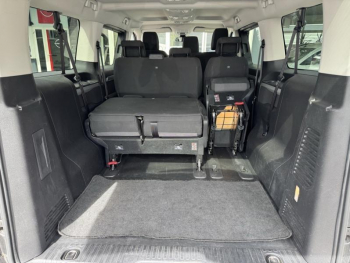 Photo 26 du bon plan TOYOTA ProAce Verso Long 2.0 180 D-4D Executive Techno BVA RC23 occasion à 38290 €