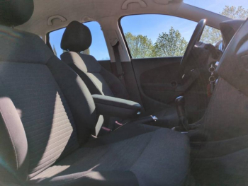 Photo 14 du bon plan VOLKSWAGEN Polo 1.6 TDI 90ch FAP Confortline 5p occasion à 7900 €