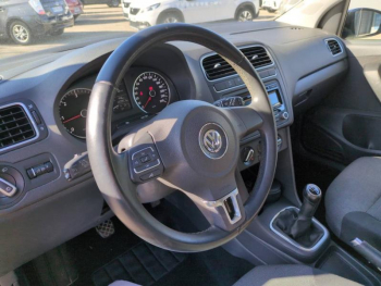 Photo 20 du bon plan VOLKSWAGEN Polo 1.6 TDI 90ch FAP Confortline 5p occasion à 7900 €