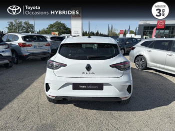 Photo 4 du bon plan RENAULT Clio 1.5 dCi 100ch Evolution - 25 occasion à 17989 €