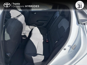 Photo 12 du bon plan RENAULT Clio 1.5 dCi 100ch Evolution - 25 occasion à 17989 €