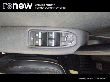 Photo 18 du bon plan RENAULT Captur 1.6 E-Tech hybride 145ch Intens -21 occasion à 18299 €