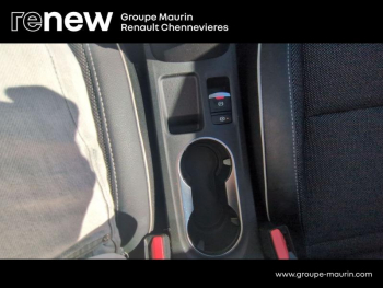 Photo 31 du bon plan RENAULT Captur 1.6 E-Tech hybride 145ch Intens -21 occasion à 18299 €