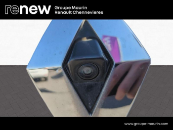 Photo 36 du bon plan RENAULT Captur 1.6 E-Tech hybride 145ch Intens -21 occasion à 18299 €