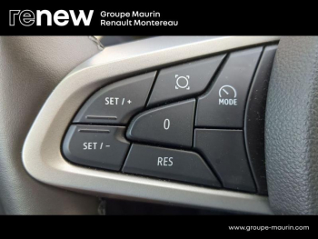 Photo 19 du bon plan DACIA Duster 1.6 hybrid 140ch Journey occasion à 24490 €