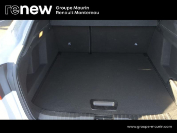 Photo 11 du bon plan RENAULT Arkana 1.6 E-Tech hybride 145ch Engineered -22 occasion à 22491 €