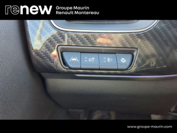 Photo 19 du bon plan RENAULT Arkana 1.6 E-Tech hybride 145ch Engineered -22 occasion à 22491 €