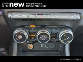 Photo 21 du bon plan RENAULT Arkana 1.6 E-Tech hybride 145ch Engineered -22 occasion à 22491 €