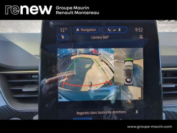 Photo 25 du bon plan RENAULT Arkana 1.6 E-Tech hybride 145ch Engineered -22 occasion à 22491 €