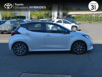 Photo 17 du bon plan TOYOTA Yaris 116h Collection 5p occasion à 18890 €