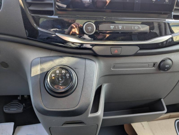 Photo 14 du bon plan FORD Transit 2T Fg VUL FORD Electrique 184 ch  E 390 L3 Trend CAISSE 19M3 + HAYON 750KG + PACK MESSAGERIE occasion à 64943 €