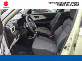 Photo 10 du bon plan SUZUKI Swift 1.2 Hybrid 83ch Pack AllGrip occasion à 18990 €