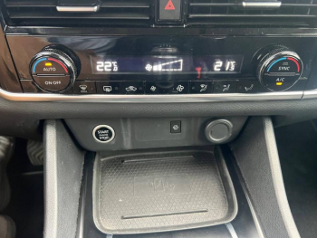 Photo 24 du bon plan NISSAN Qashqai 1.3 Mild Hybrid 140ch N-Connecta 2022 occasion à 19490 €