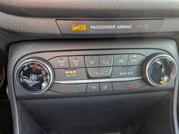 Photo 24 du bon plan FORD Fiesta 1.5 EcoBoost 200ch ST 5p occasion à 26863 €