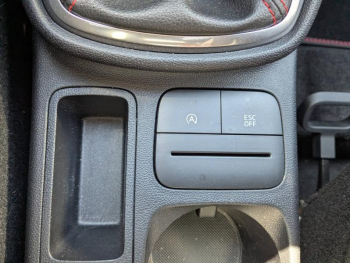 Photo 26 du bon plan FORD Fiesta 1.5 EcoBoost 200ch ST 5p occasion à 26863 €