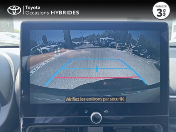 Photo 15 du bon plan TOYOTA Yaris 116h Design 5p MC24 occasion à 21790 €